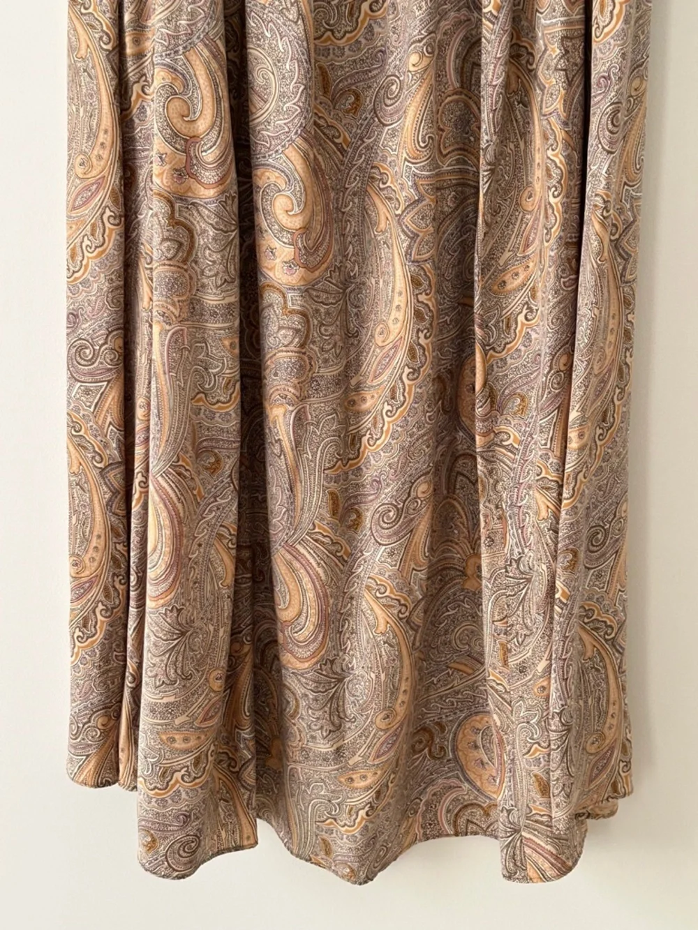 Elisabeth Liz Claiborne 100% Silk Paisley Maxi Skirt